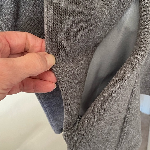 Lands’ End pullover—size L - Picture 6 of 10